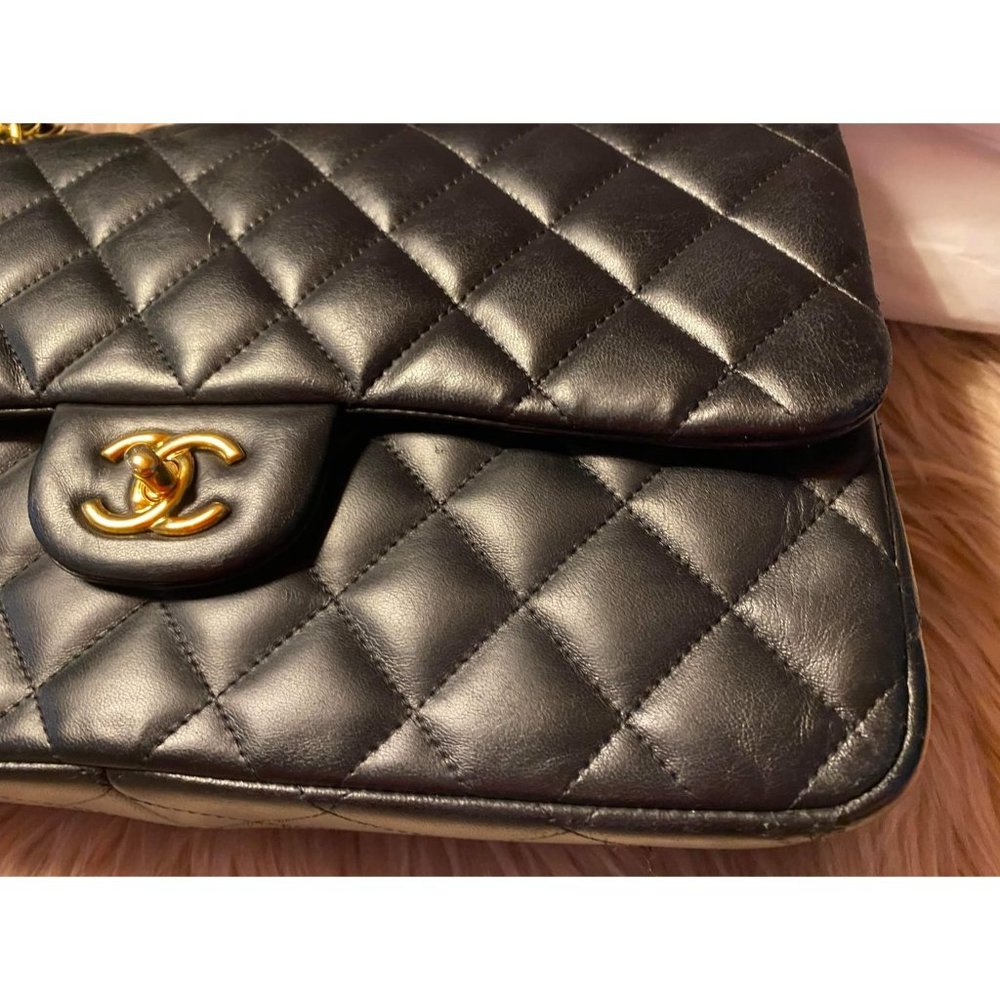 100% Authentic CHANEL Quilted Double Flap Jumbo Lambskin Black Shoulder Bag - Picture 9 of 16